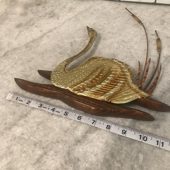 Vintage Swan Wall Art Pair MCM Tin Wood Reed Cattail Lake Decor Mid Century - Picture 16 of 16